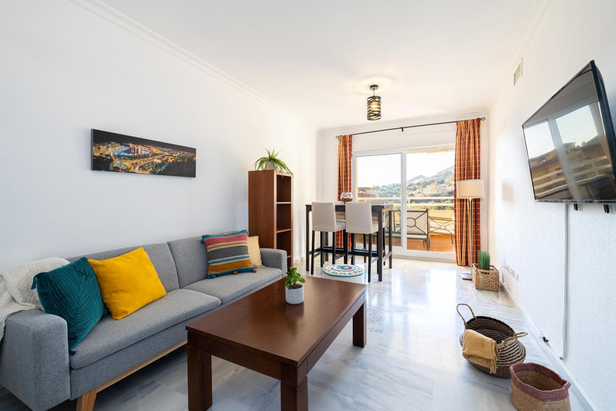 Holidays2Nueva Torrequebrada 2 Bedrooms And 2 Bathrooms, Terrace, Community Pool And Garage Benalmádena Dış mekan fotoğraf