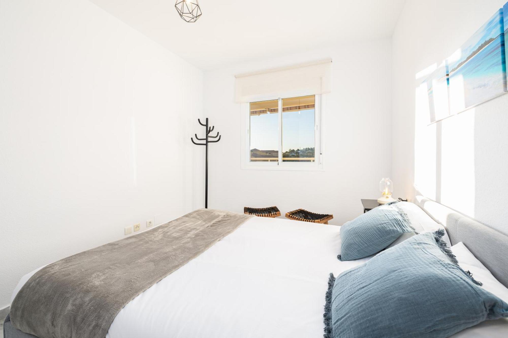 Holidays2Nueva Torrequebrada 2 Bedrooms And 2 Bathrooms, Terrace, Community Pool And Garage Benalmádena Dış mekan fotoğraf