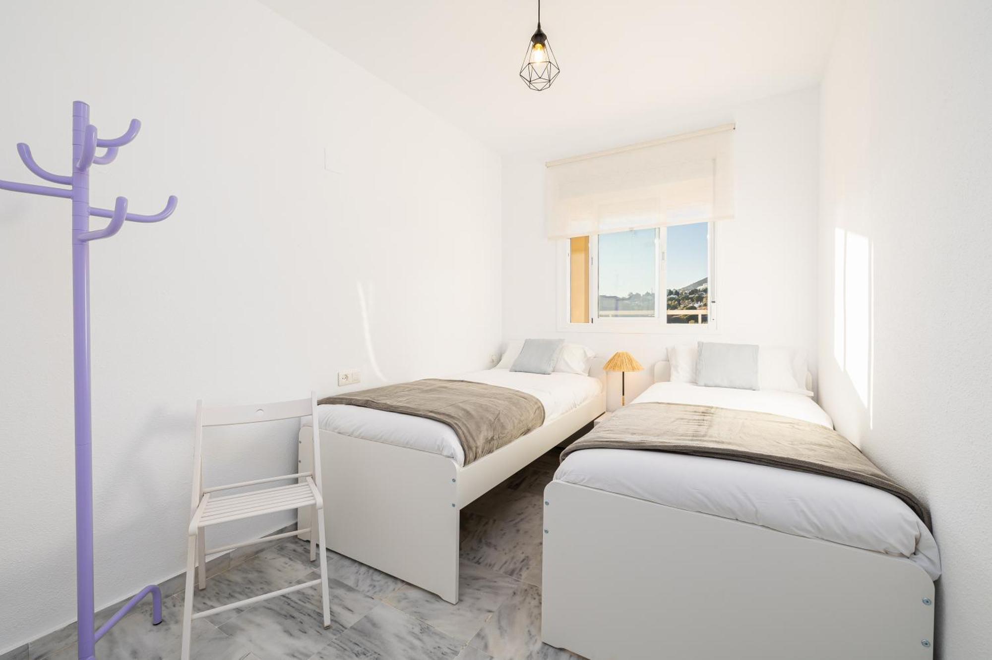 Holidays2Nueva Torrequebrada 2 Bedrooms And 2 Bathrooms, Terrace, Community Pool And Garage Benalmádena Dış mekan fotoğraf