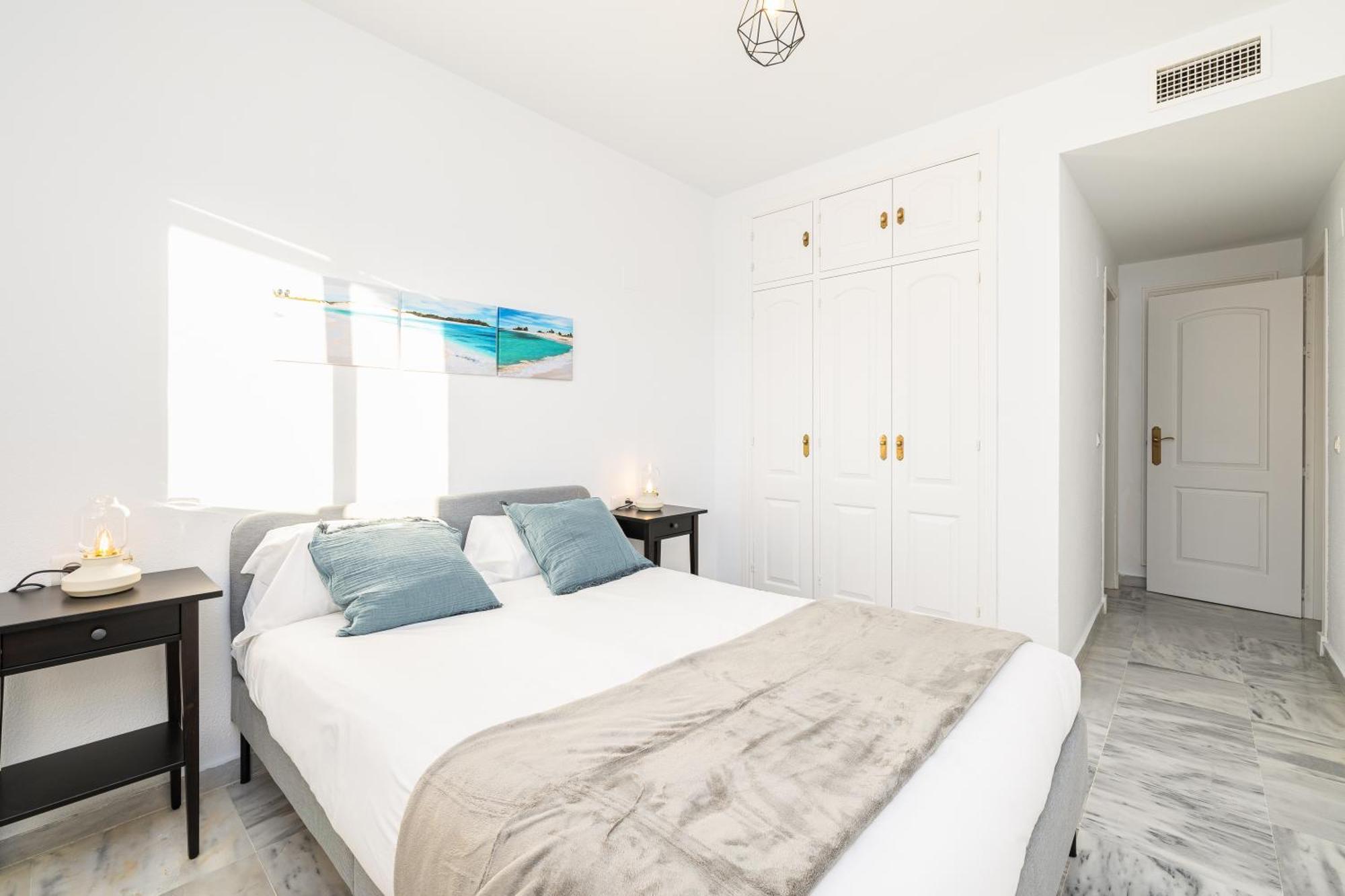 Holidays2Nueva Torrequebrada 2 Bedrooms And 2 Bathrooms, Terrace, Community Pool And Garage Benalmádena Dış mekan fotoğraf